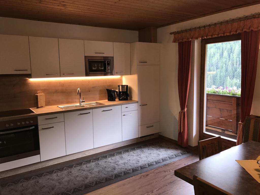 Haus Marita Apartamento Sankt Leonhard im Pitztal Exterior foto